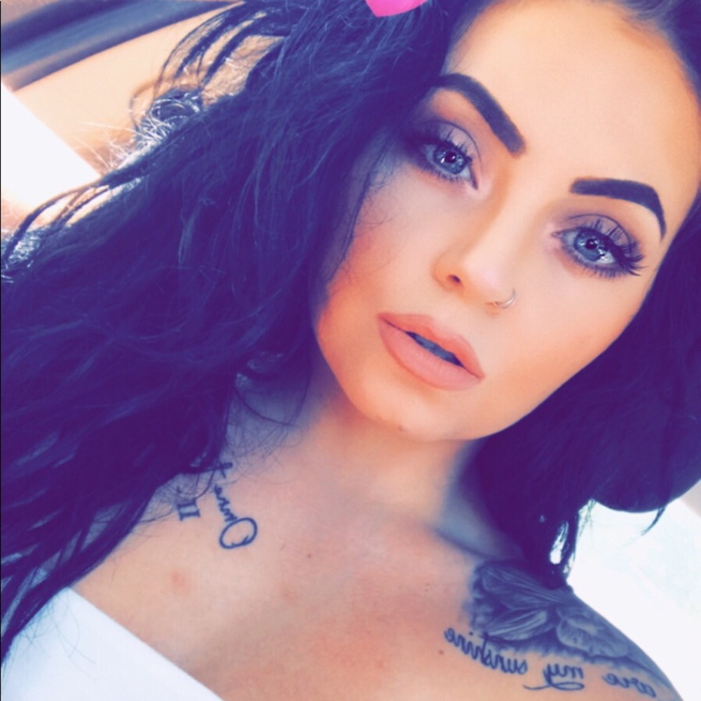 Meet your Posher, Kaitlyn